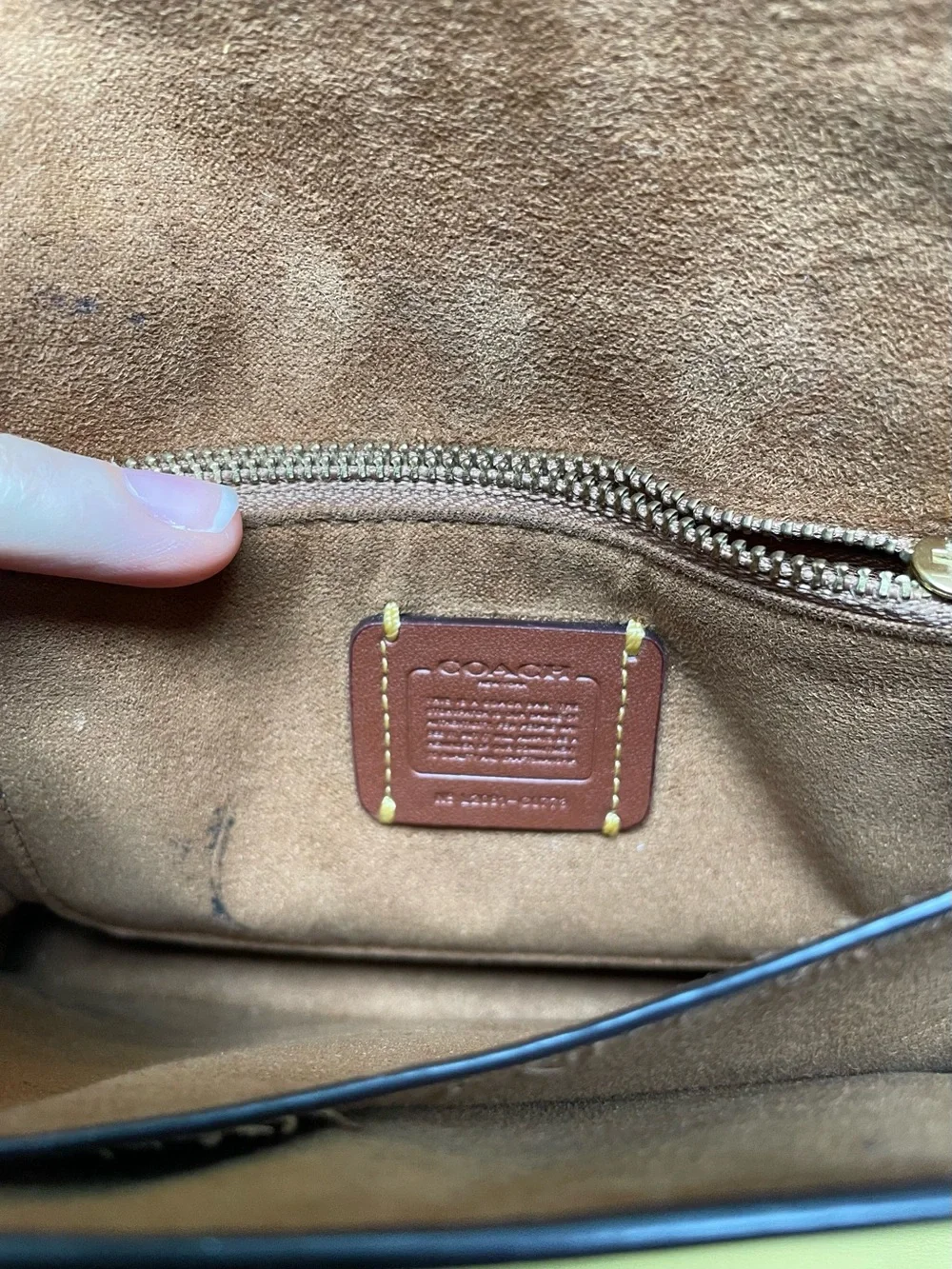 🍋Coach tabby top handle crossbody🍋 l2081 c0773